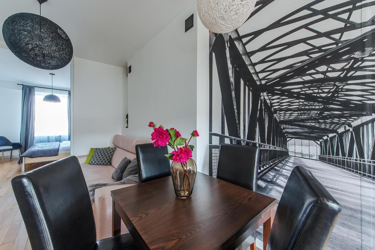 Dworzec Centralny P&O Serviced Apartments Varsovia Exterior foto
